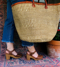 Load image into Gallery viewer, Sisal Woven Market Bag Leather Accents - Large
